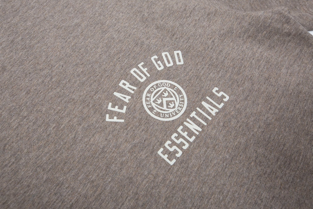 ESSENTIALS Fear of God Chest Graphic Short-Sleeve T-Shirt ¡ª detail