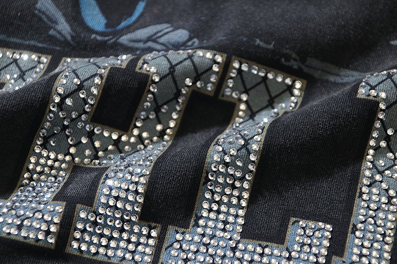 VALE USA Athletic Rhinestone Graphic T-Shirt ¡ª detail