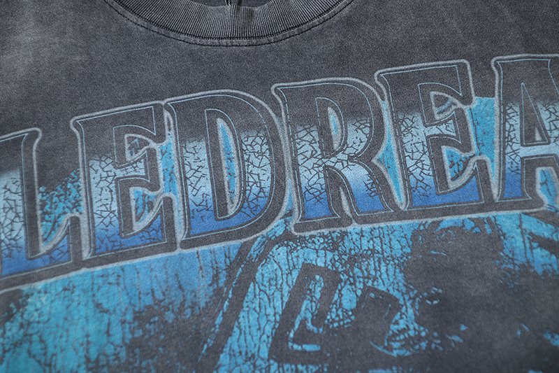 VALE USA Washed Black Graphic T-Shirt ¡ª detail