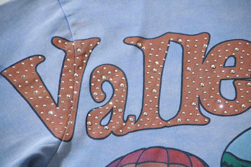 VALE USA Light Blue Rhinestone Graphic T-Shirt ¡ª detail