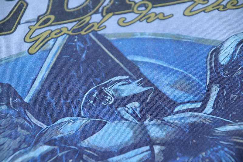VALE USA Dreams Graphic Short-Sleeve T-Shirt ¡ª detail