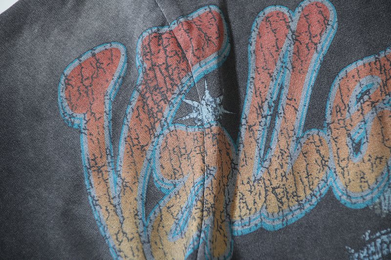 VALE USA Washed Black Graphic T-Shirt ¡ª detail