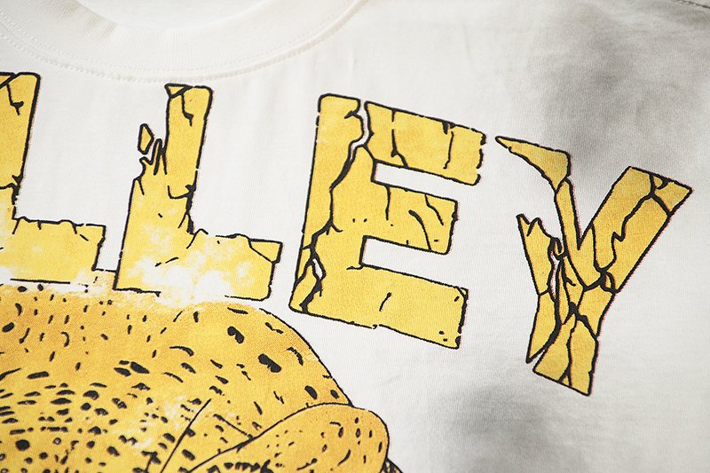 VALE USA Leopard Tour Graphic T-Shirt ¡ª detail