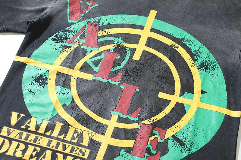 VALE USA Washed Lives Dreams Graphic T-Shirt ¡ª detail