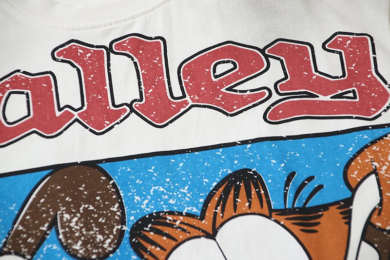 VALE USA Dreams Graphic Short-Sleeve T-Shirt ¡ª detail