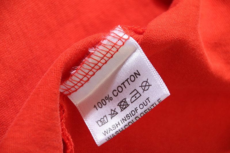 VALE USA Washed Graphic T-Shirt ¡ª neck_label