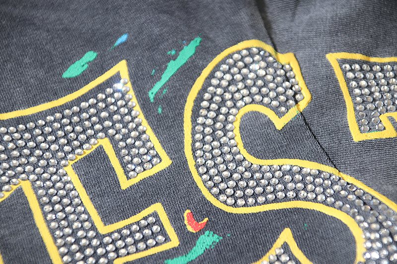 VALE USA Washed Black Rhinestone Graphic T-Shirt ¡ª detail