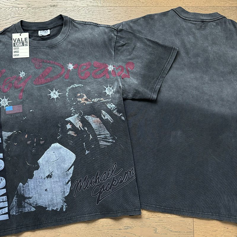 VALE USA King of Pop Graphic T-Shirt ¡ª context