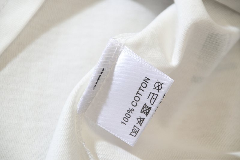 VALE USA Forged in Fire Boxing Graphic T-Shirt ¡ª neck_label