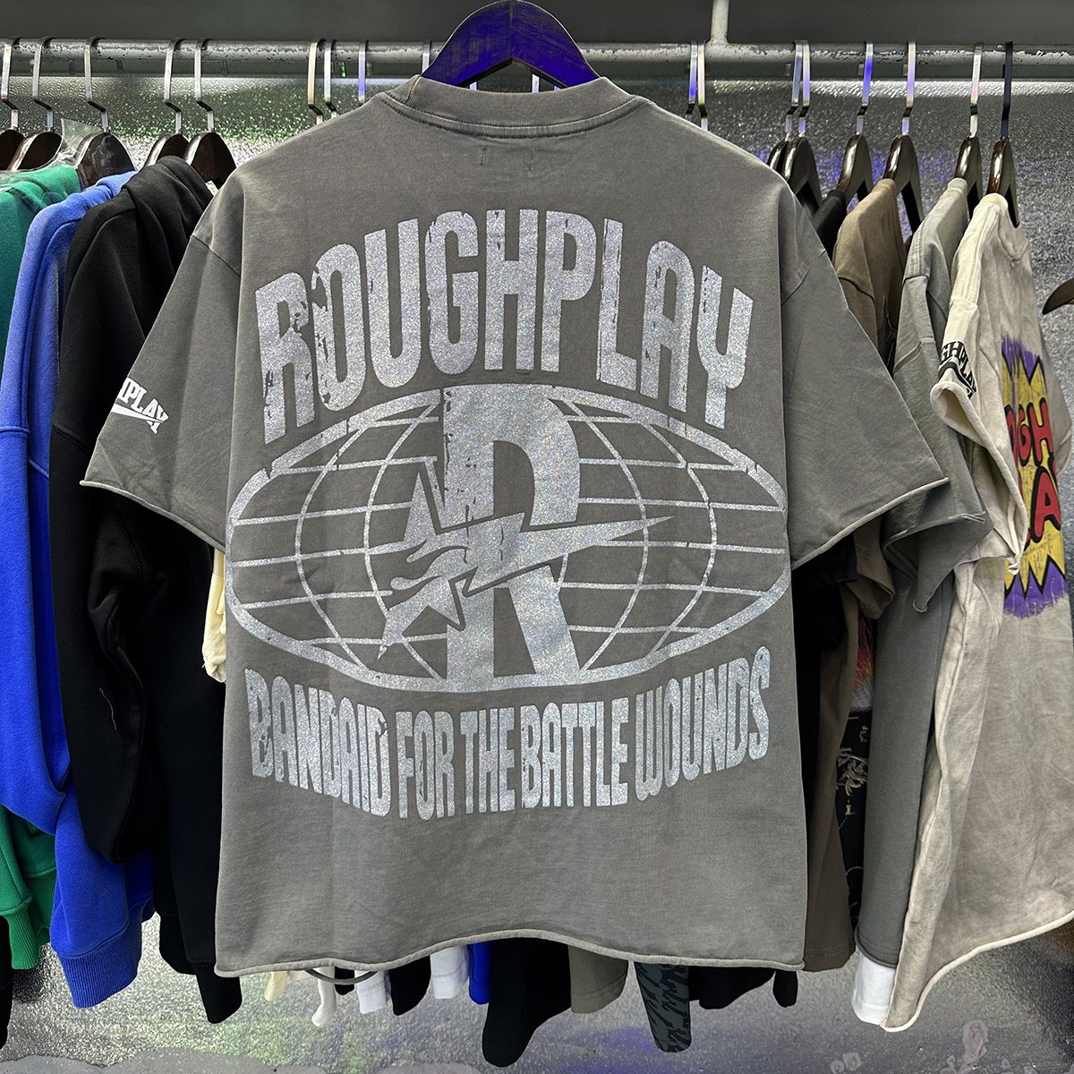 Rough Play Skeleton Rapper Graphic Short-Sleeve T-Shirt ¡ª context