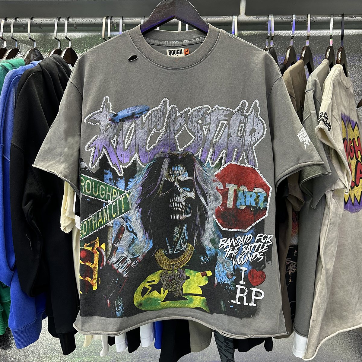 Rough Play Skeleton Rapper Graphic Short-Sleeve T-Shirt ¡ª context