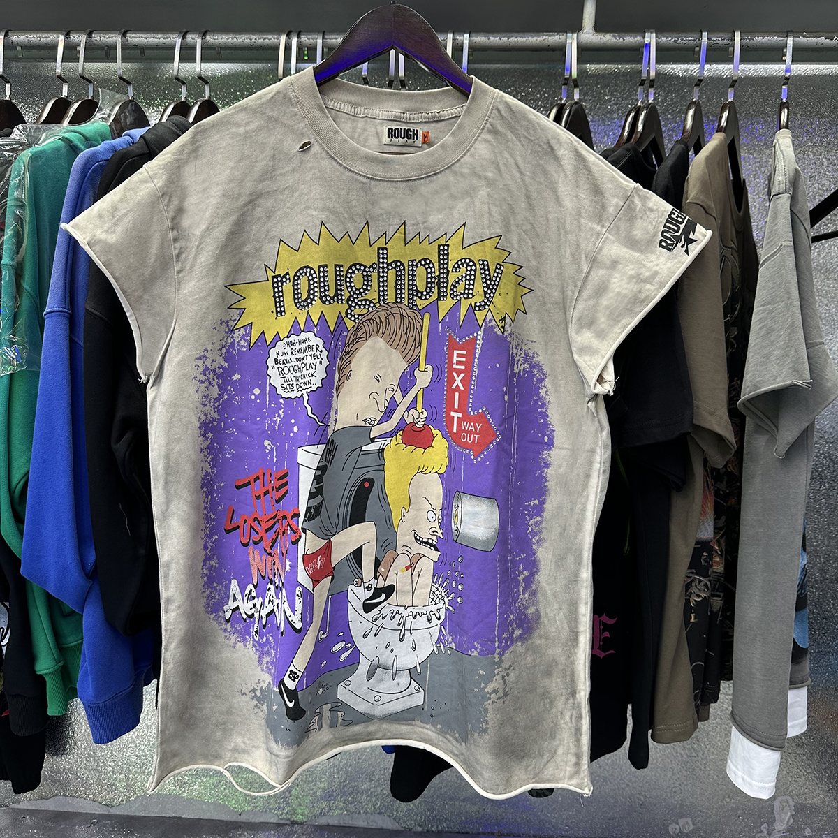 Rough Play Rhinestone Cartoon Graphic Distressed T-Shirt ¡ª context