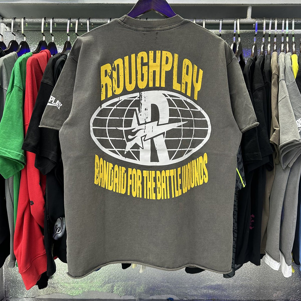 Rough Play Yellow Globe Graphic T-Shirt ¡ª context