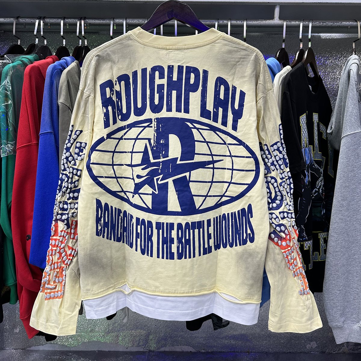 Rough Play E.T Graphic Long-Sleeve T-Shirt ¡ª context