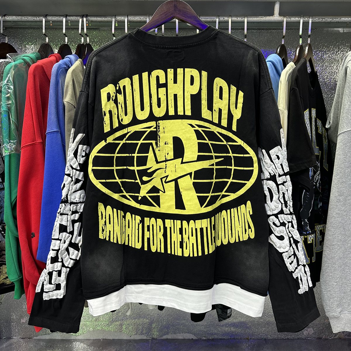 Rough Play Slime Skull Graphic Long-Sleeve T-Shirt ¡ª context
