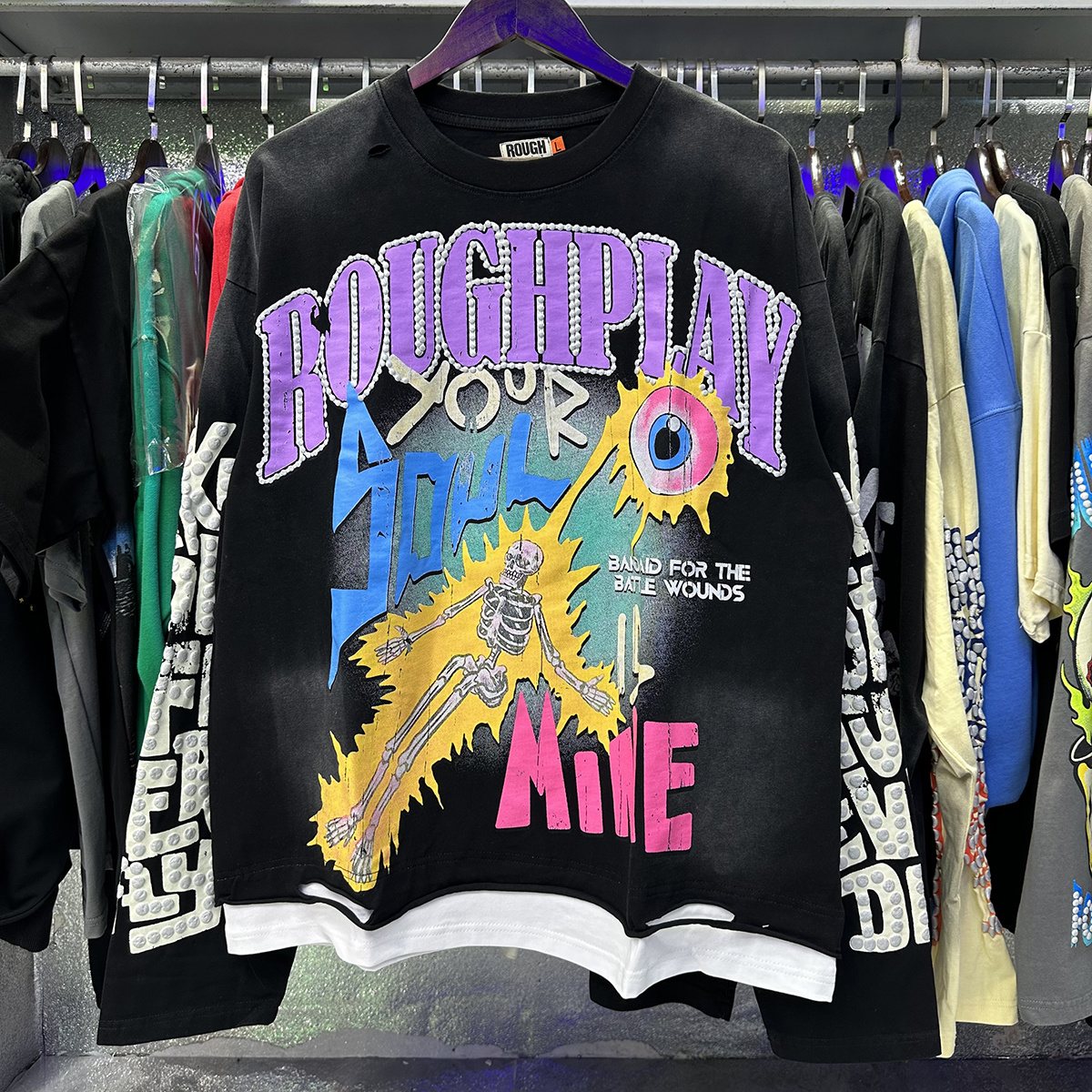 Rough Play Soul Is Mine Graphic Long-Sleeve T-Shirt ¡ª context
