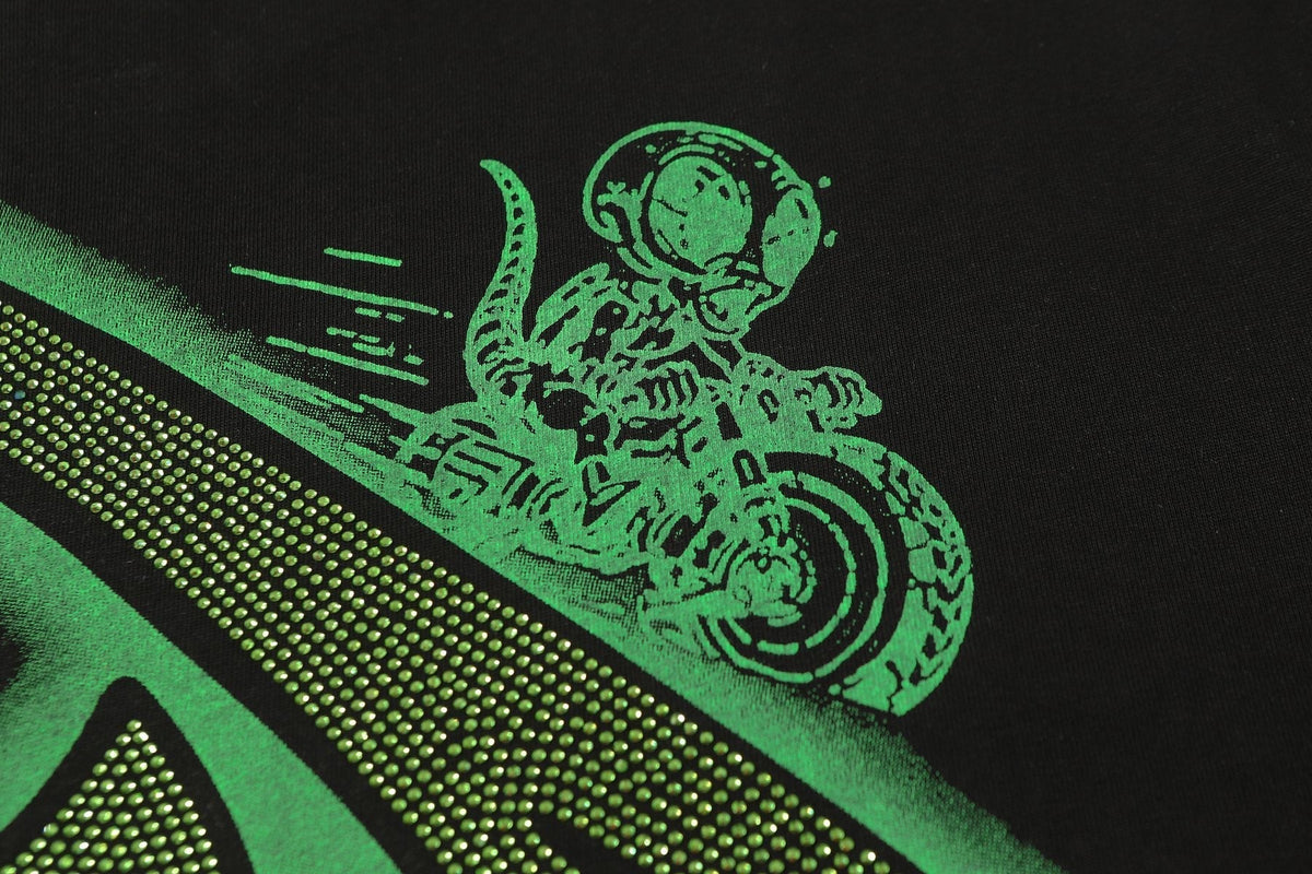 MIXED EMOTION Green Graphic Rhinestone T-Shirt ¡ª detail