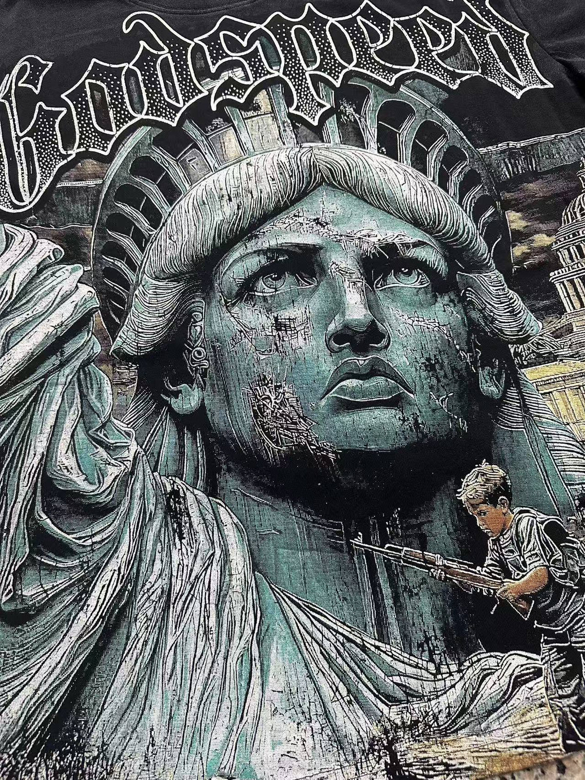 Godspeed Statue of Liberty Graphic T-Shirt ¡ª detail