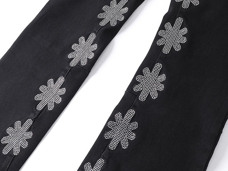 LOSTSHDWS Flower Embellished Flare Jeans ¡ª detail