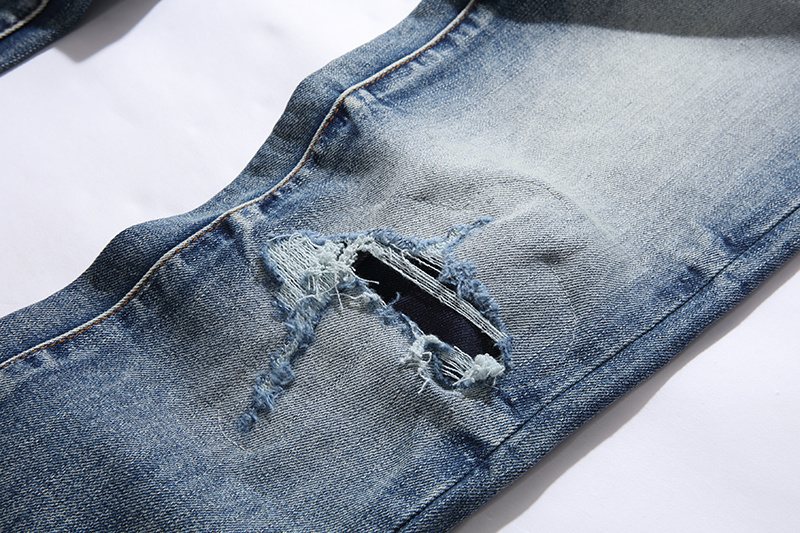 Purple Brand Distressed Blue Jeans ¡ª detail