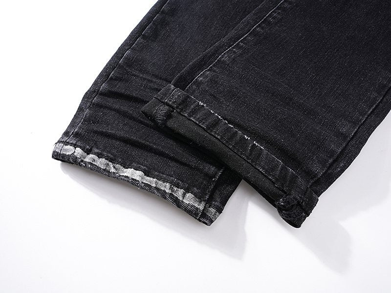 Purple Brand Black Distressed Tapered Jeans ¡ª detail