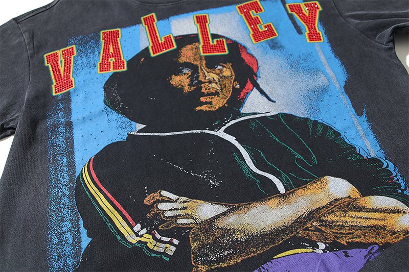 VALE USA Portrait Graphic Short-Sleeve T-Shirt ¡ª detail