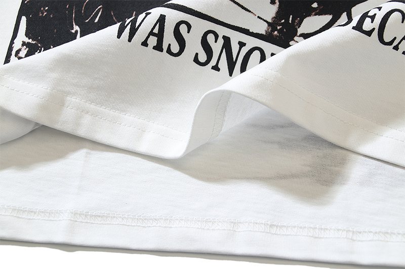 VALE USA Dreams Graphic T-Shirt ¡ª detail