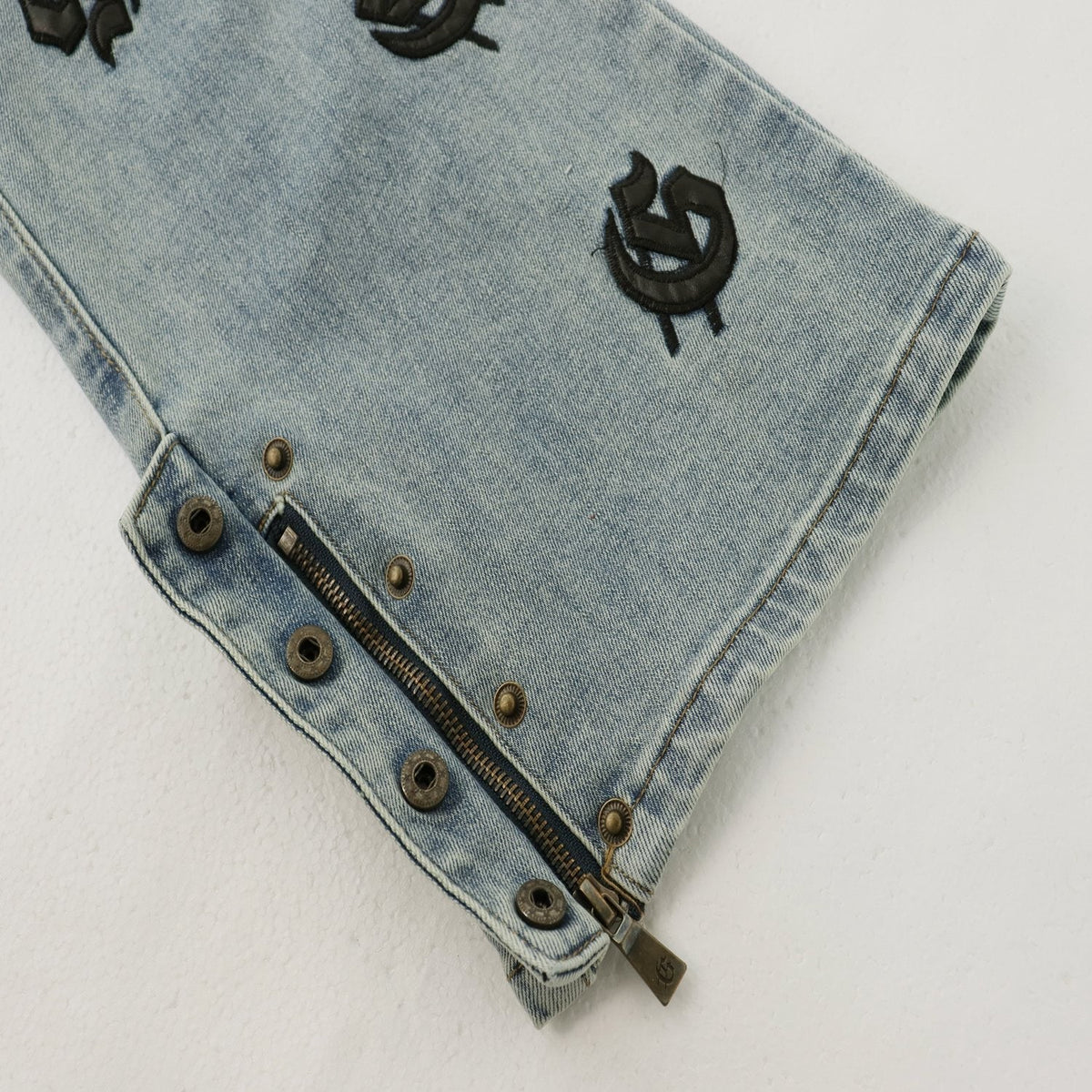 Godspeed Embroidered Washed Flared Jeans ¡ª detail