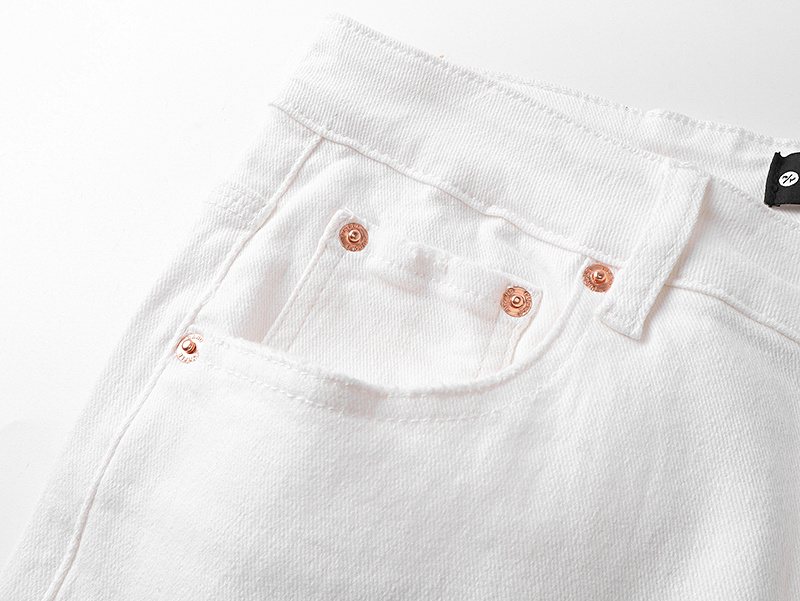 Purple Brand White Distressed Slim Jeans ¡ª detail
