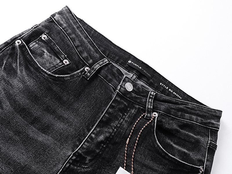 Purple Brand Floral Embroidered Flared Jeans ¡ª detail