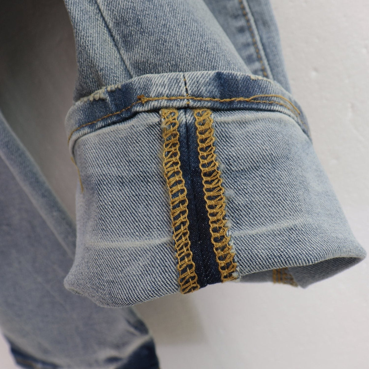 Purple Brand Light Blue Washed Jeans ¡ª detail