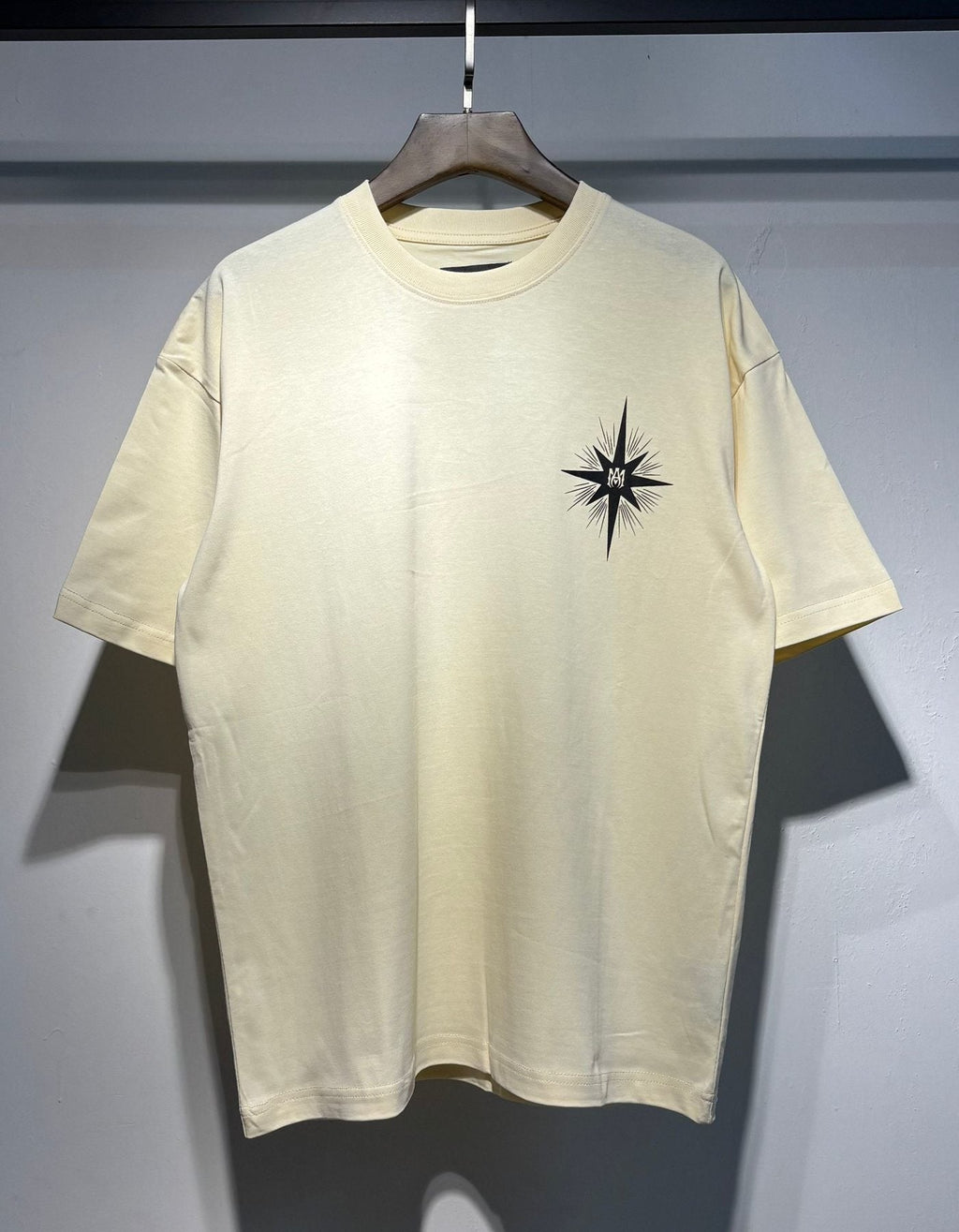 AMIRI Starburst Graphic T-Shirt ¡ª front