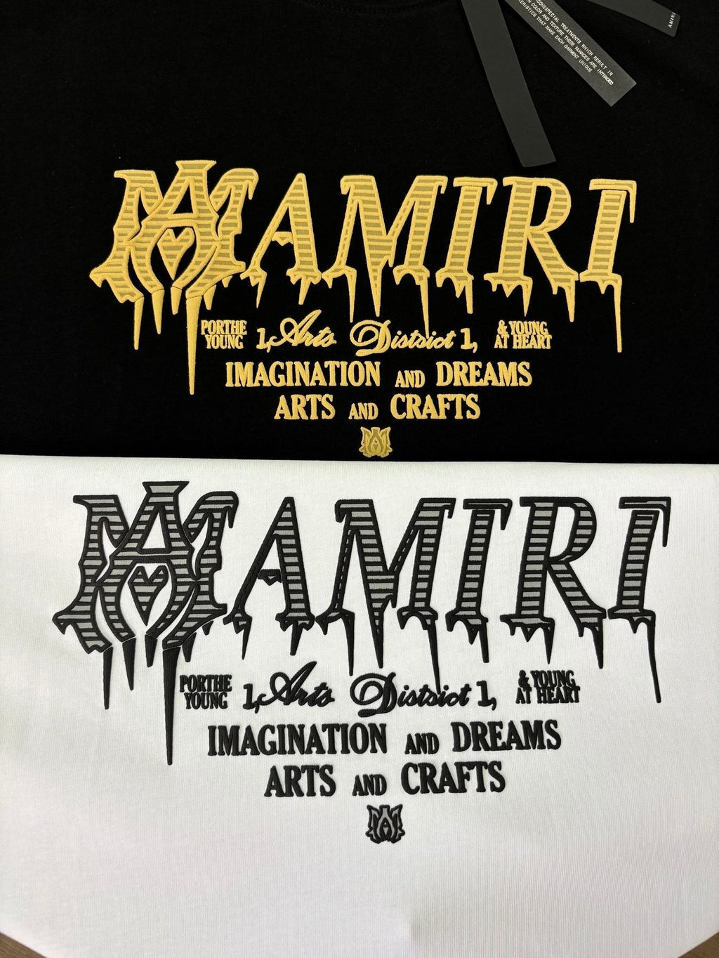 AMIRI Crest Graphic Short-Sleeve T-Shirt ¡ª fabric_closeup