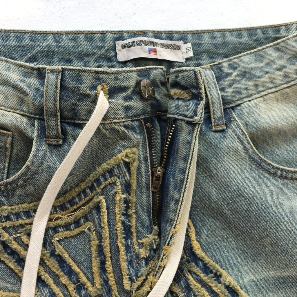 Vale Forever Embroidered Letter Washed Jeans ¡ª detail