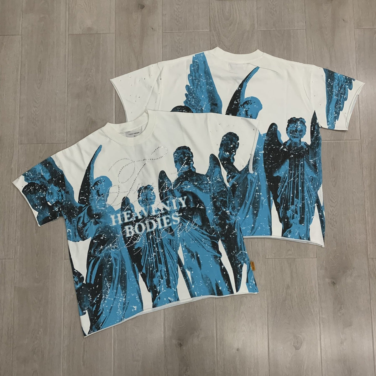 FIRST ROW Statues Rhinestone Graphic T-Shirt ¡ª context