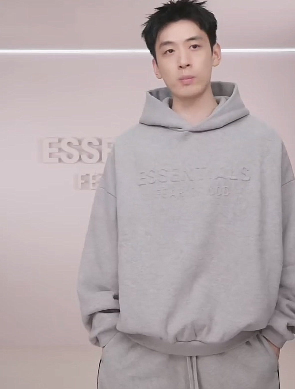 Fear of God Essentials Tonal Logo Pullover Hoodie ¡ª context