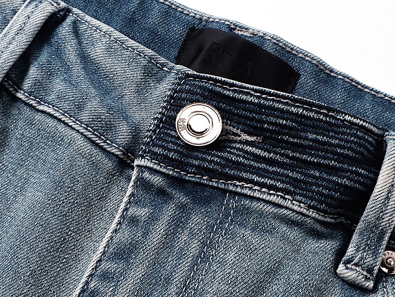 R+A Light Blue Distressed Jeans ¡ª detail