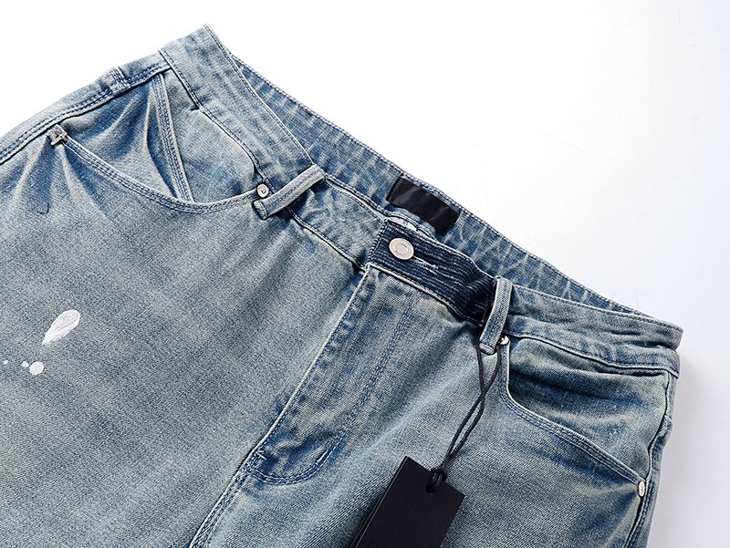 R+A Light Blue Paint-Splatter Distressed Jeans ¡ª detail