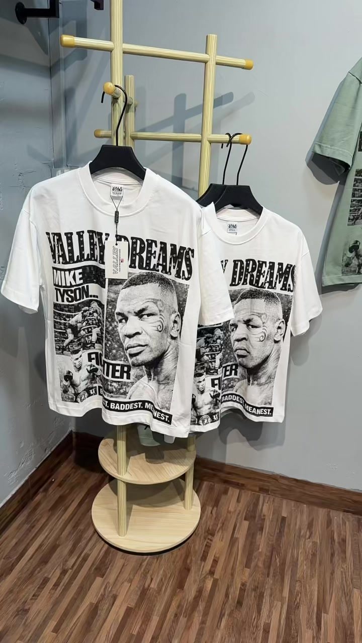 VALLEY Dreams Boxing Graphic T-Shirt ¡ª context