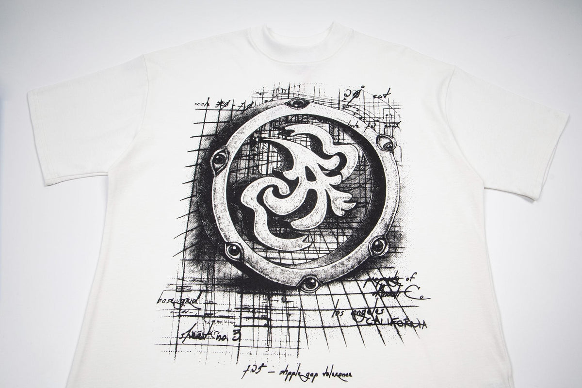 ASAALL White Graphic Short-Sleeve T-Shirt ¡ª detail