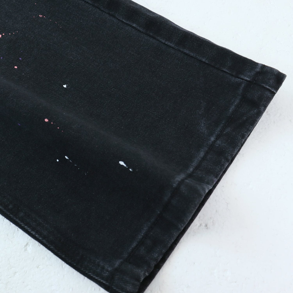 Valley Dreams Lives Forever Paint-Splatter Jeans ¡ª detail