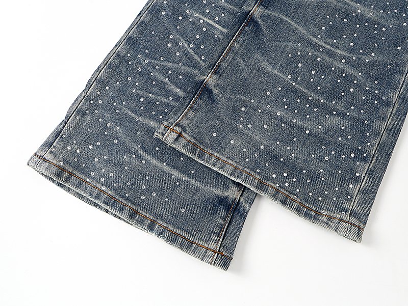 Purple Brand Rhinestone Distressed Flared Jeans ¡ª detail