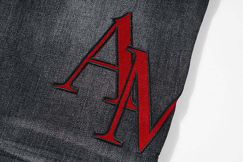 AMIRI Red Letter Graphic Washed Jeans ¡ª detail