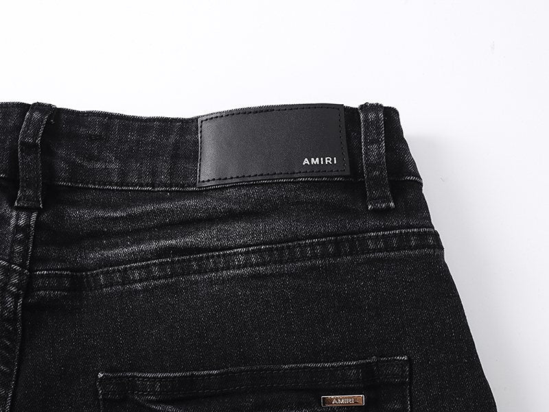 AMIRI Hollywood Lettering Distressed Jeans in Black ¡ª detail