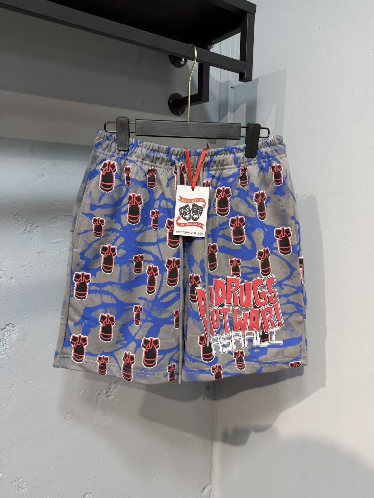 ASAALL All-Over Graphic Elastic Waist Shorts ¡ª front