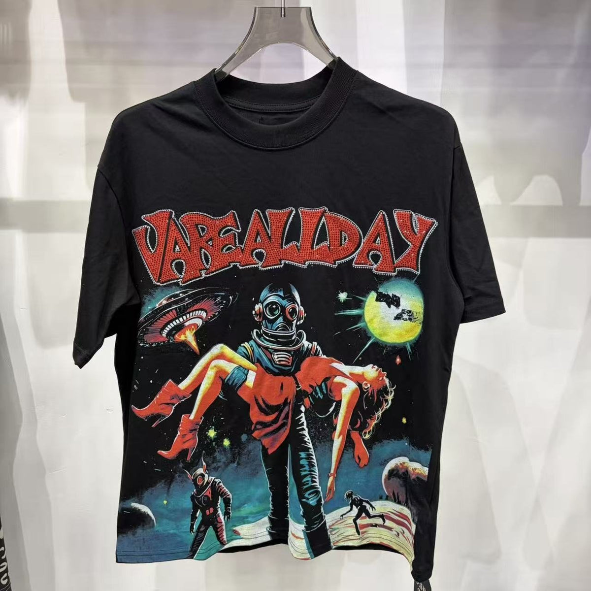 VARE ALL DAY Front & Back Graphic T-Shirt ¡ª front