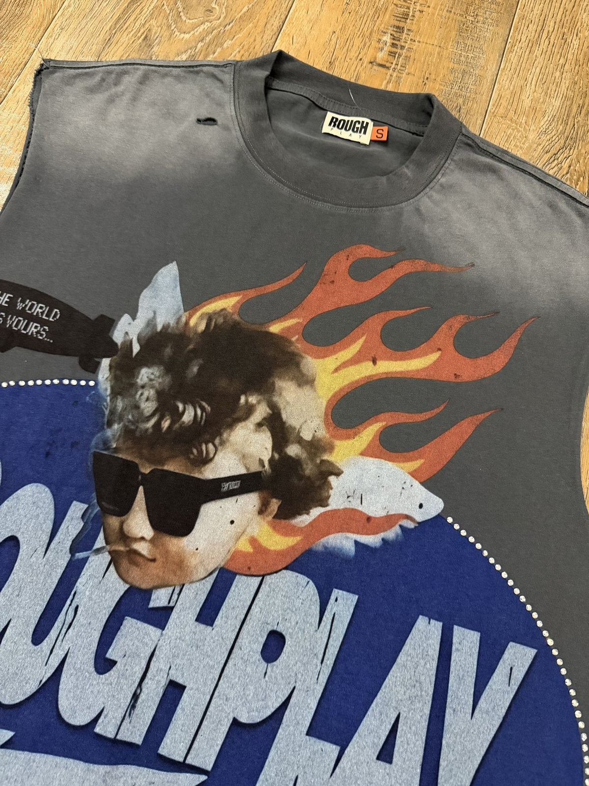 Rough Play Face & Flame Sleeveless T-Shirt ¡ª detail