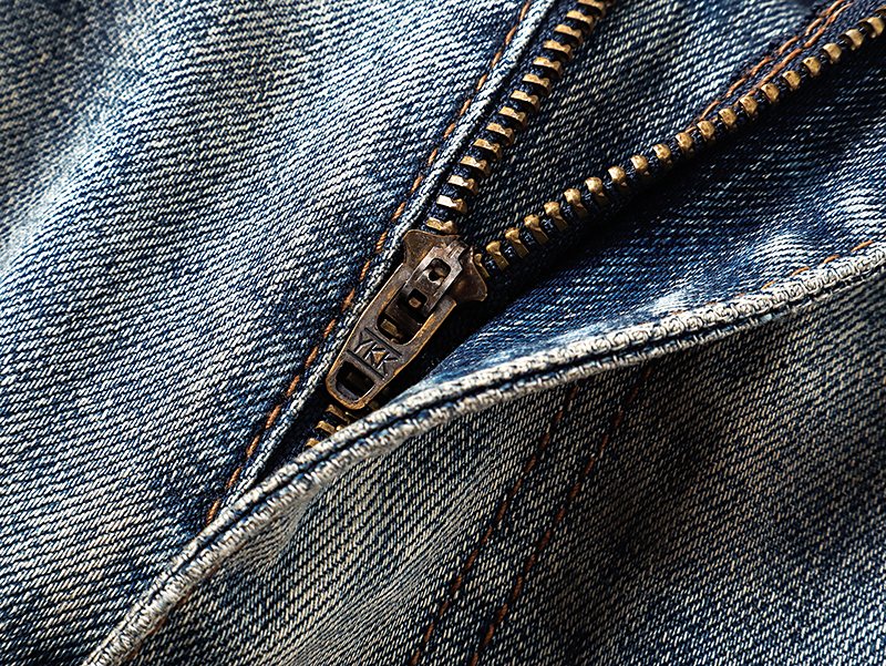 VALABASAS Light Blue Flared Jeans ¡ª detail