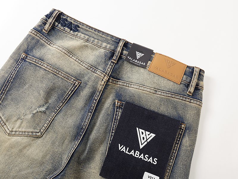 VALABASAS Washed Distressed Blue Jeans with Rear Patch ¡ª detail