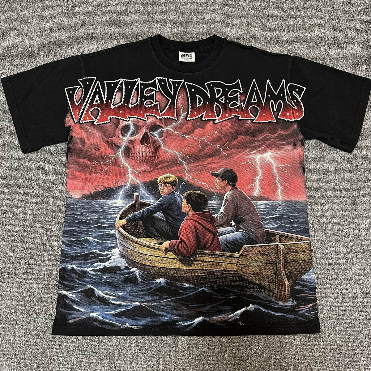 VALE USA Dreams Rhinestone Graphic T-Shirt ¡ª front
